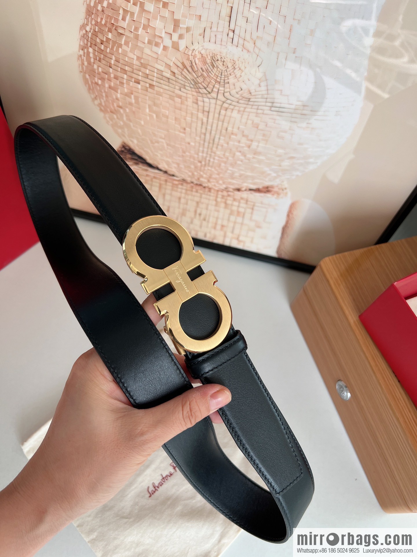Ferragamo Ferragamo, double-sided first-layer cowhide belt with alveolar belt 3.5cm