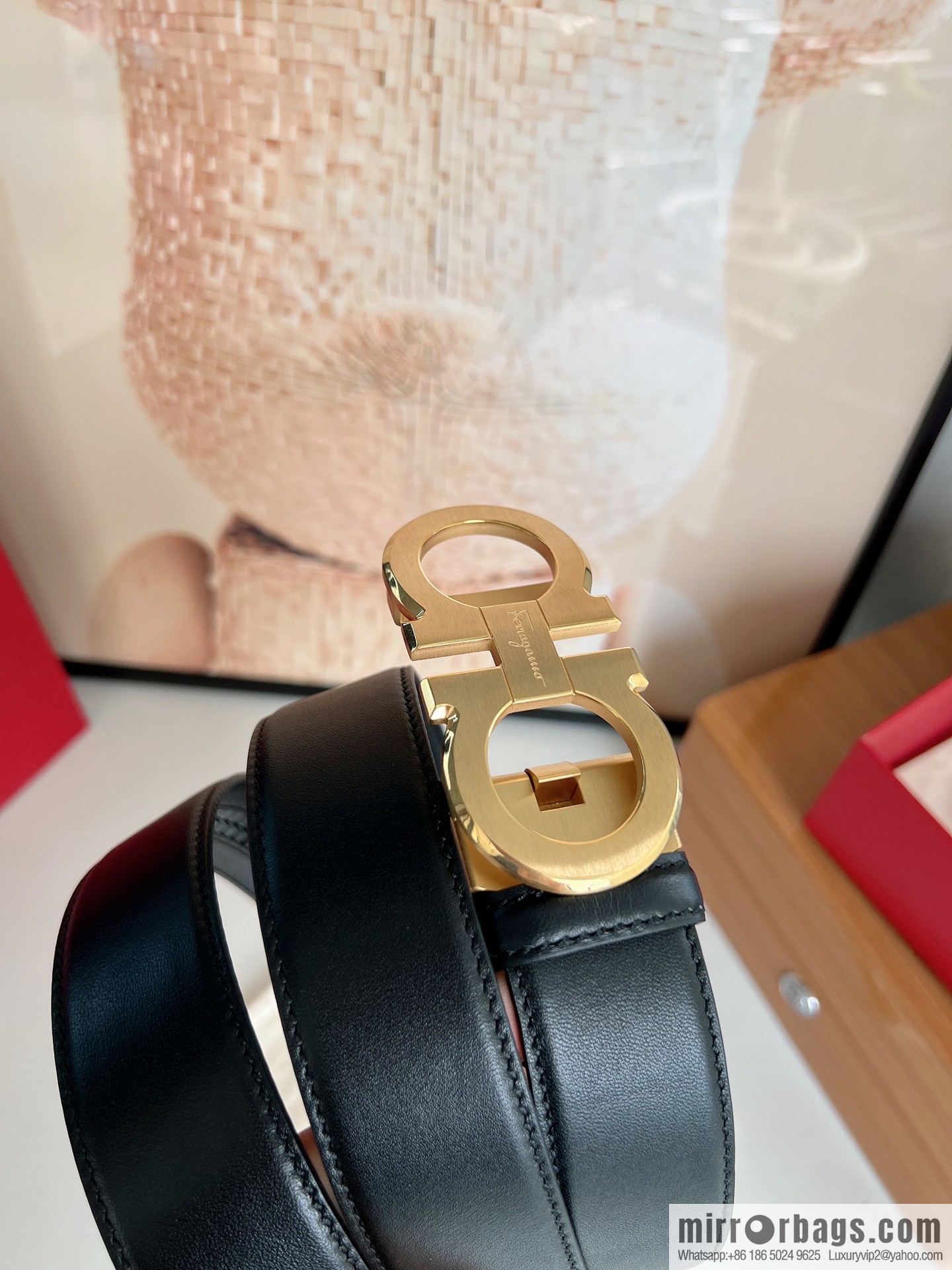 Ferragamo Ferragamo, double-sided first-layer cowhide belt with alveolar belt 3.5cm