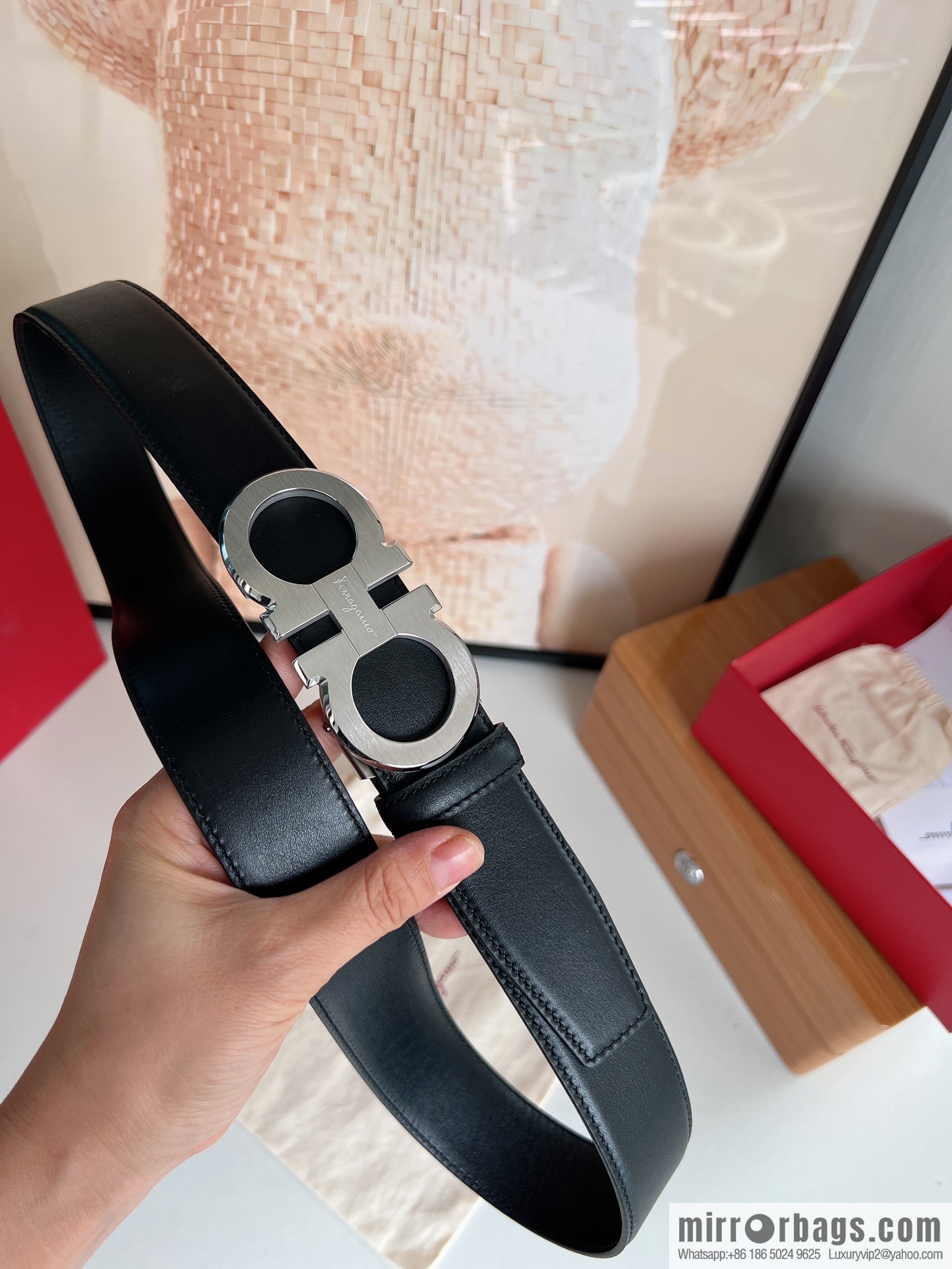 Ferragamo Ferragamo, double-sided first-layer cowhide belt with alveolar belt 3.5cm