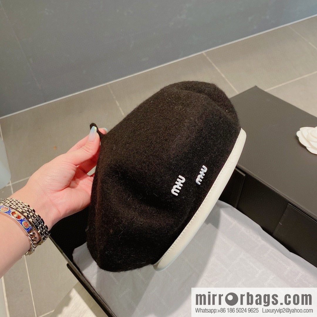 Miumiu 2022 autumn and winter new wool beret
