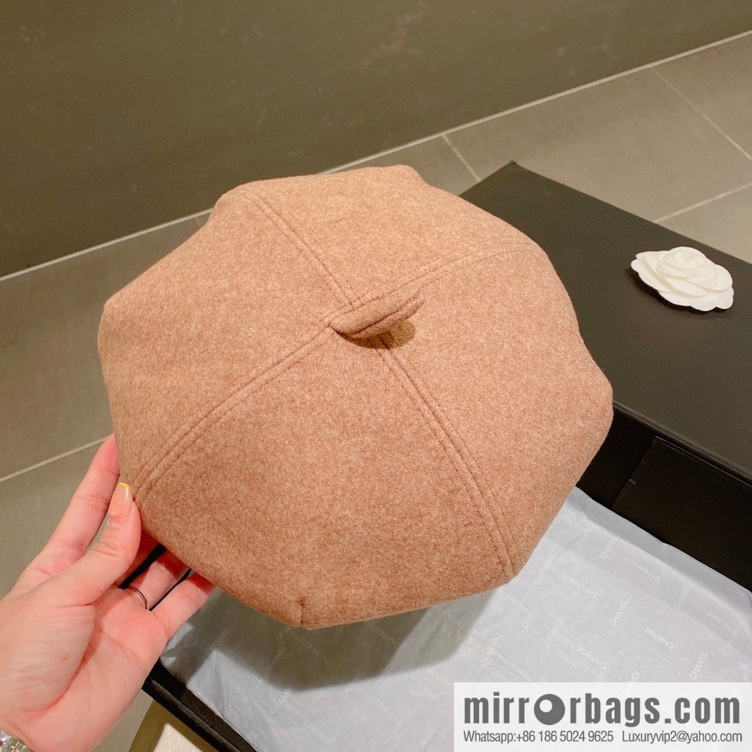 Prada autumn and winter new beret