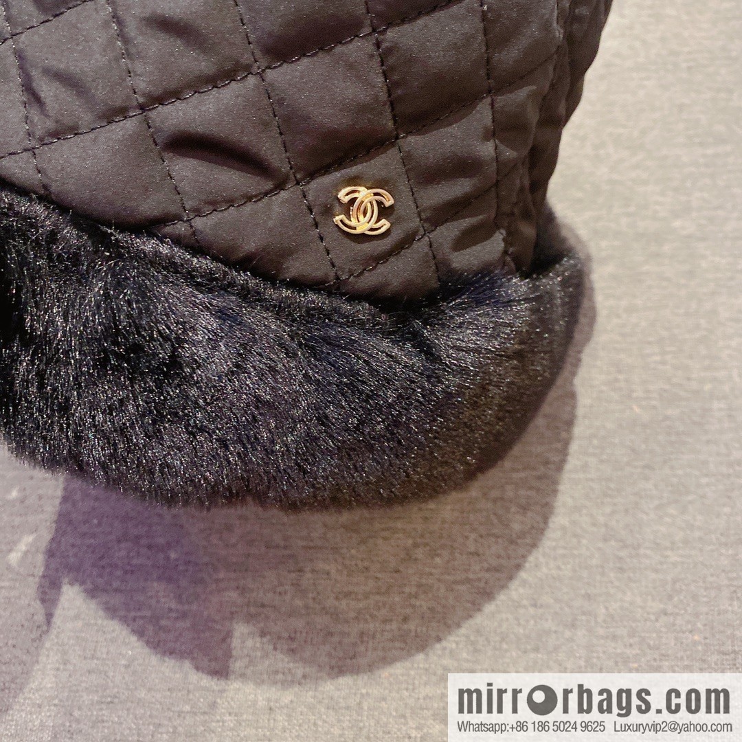 Chanel 2022 autumn and winter new rabbit fur rhombus bucket hat