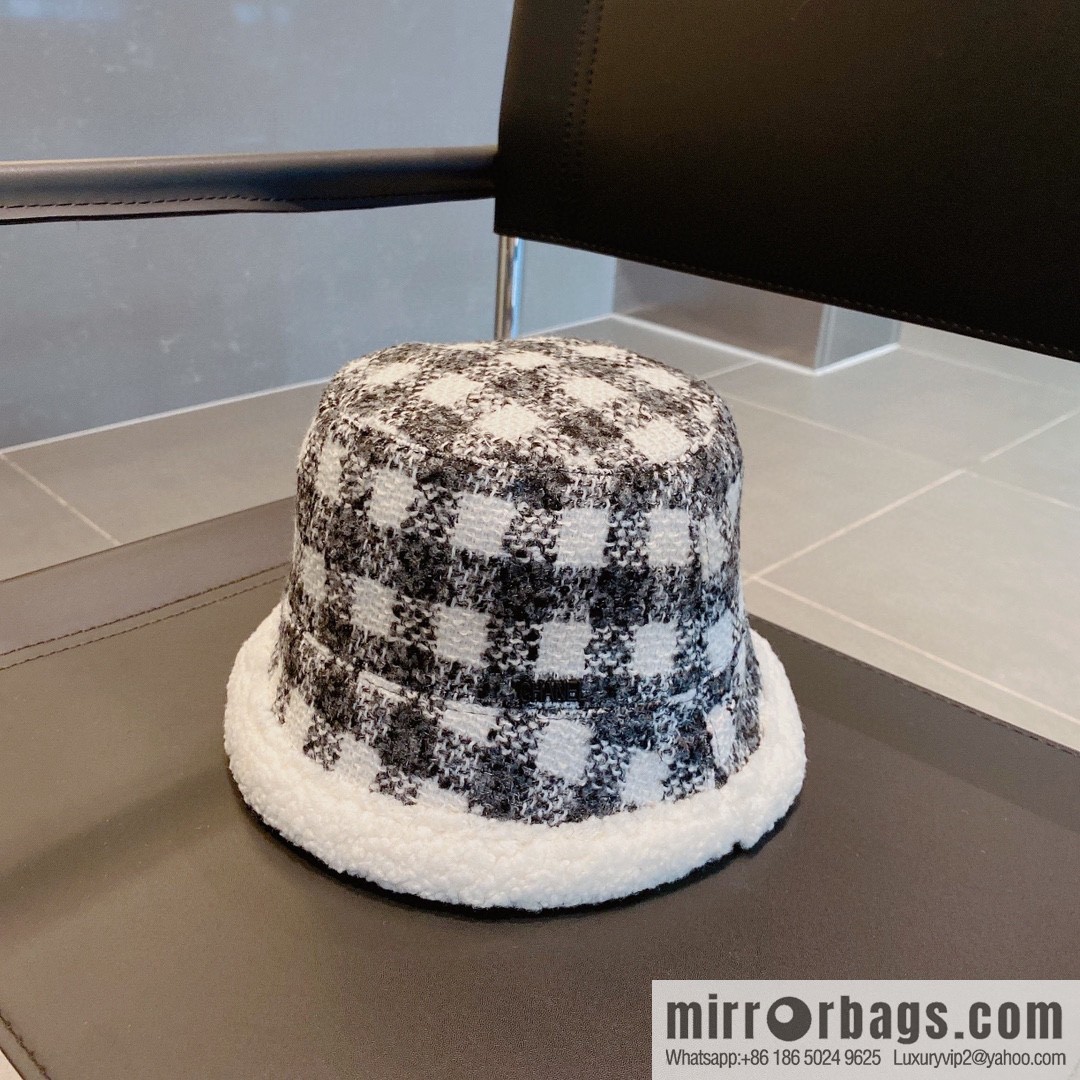 Chanel 2022 autumn and winter new lamb wool bucket hat