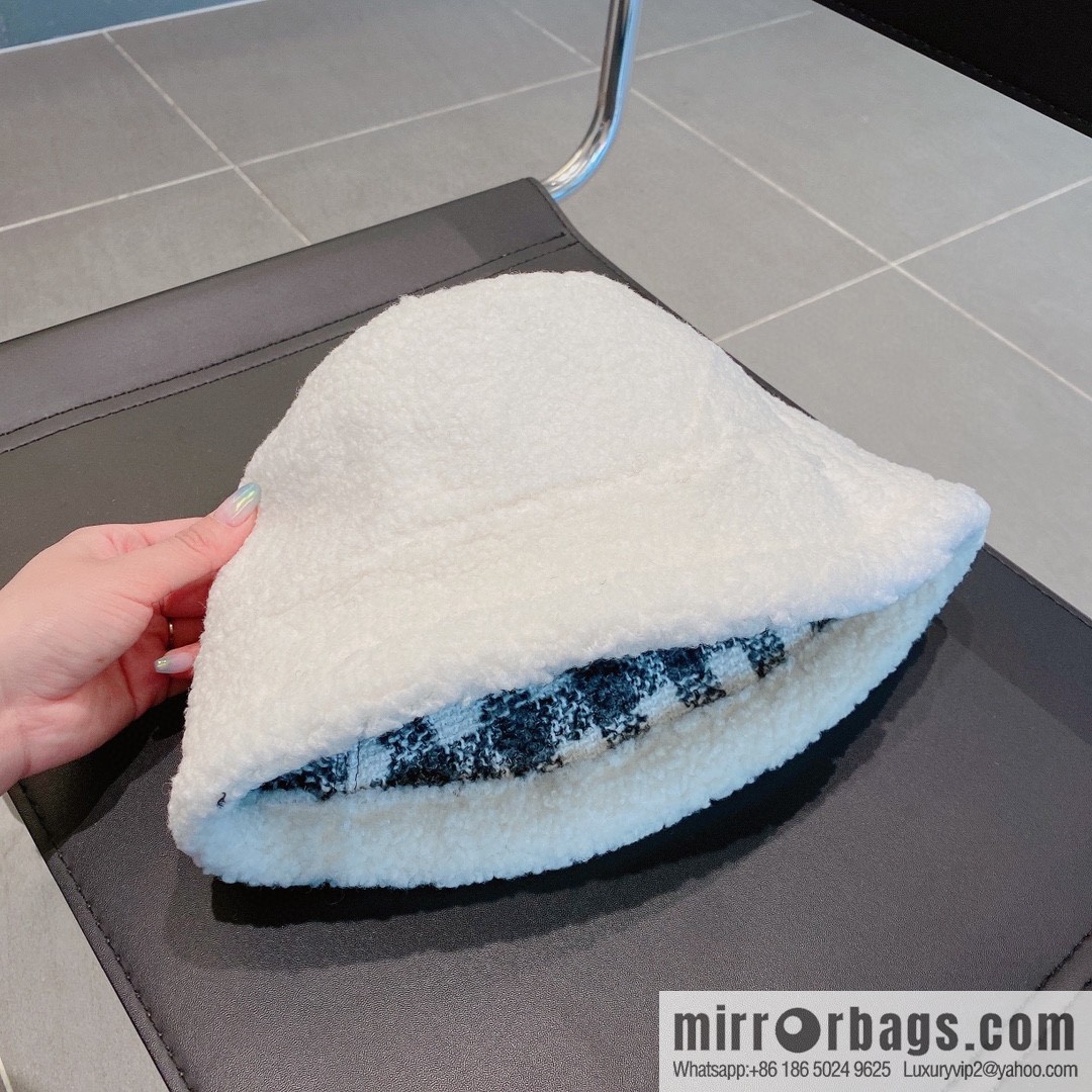 Chanel 2022 autumn and winter new lamb wool bucket hat