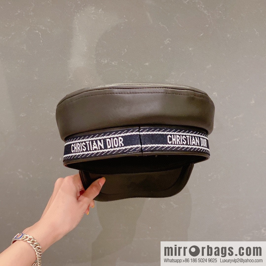 Dior 2022 autumn and winter new duck tongue military cap
