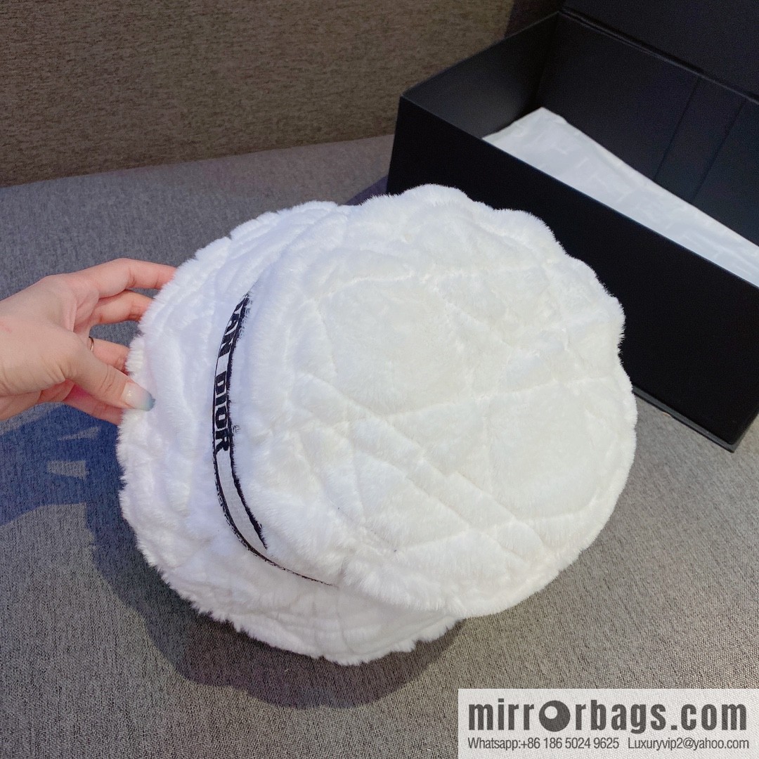 Dior 2022 autumn and winter new thickened warm bucket hat