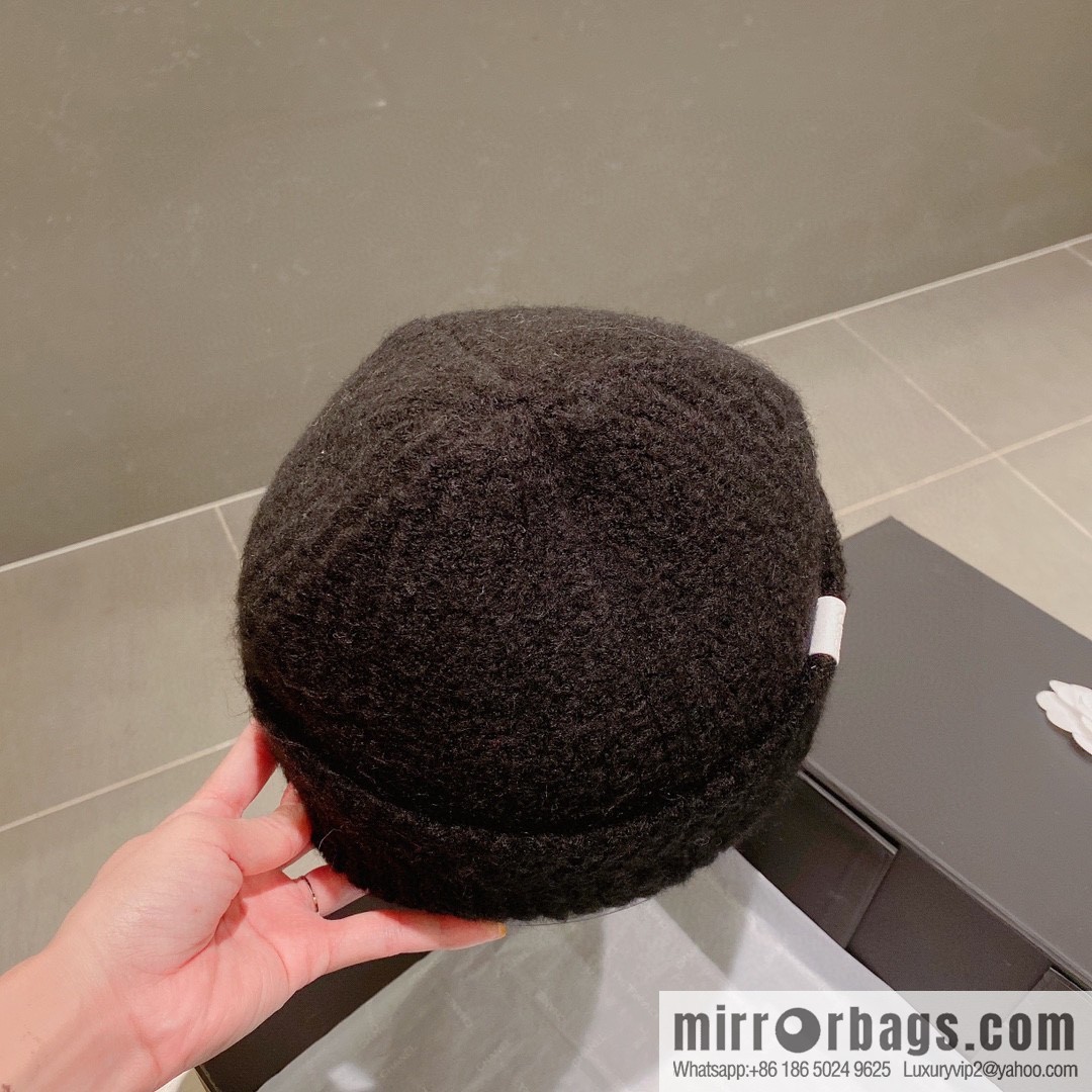 LOEWE Luo Yiwei 2022 autumn and winter new wool hat