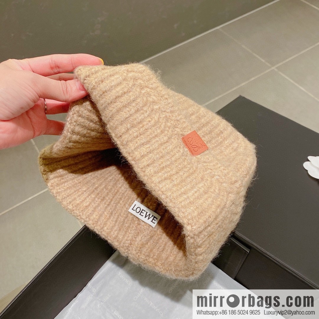 LOEWE Luo Yiwei 2022 autumn and winter new wool hat