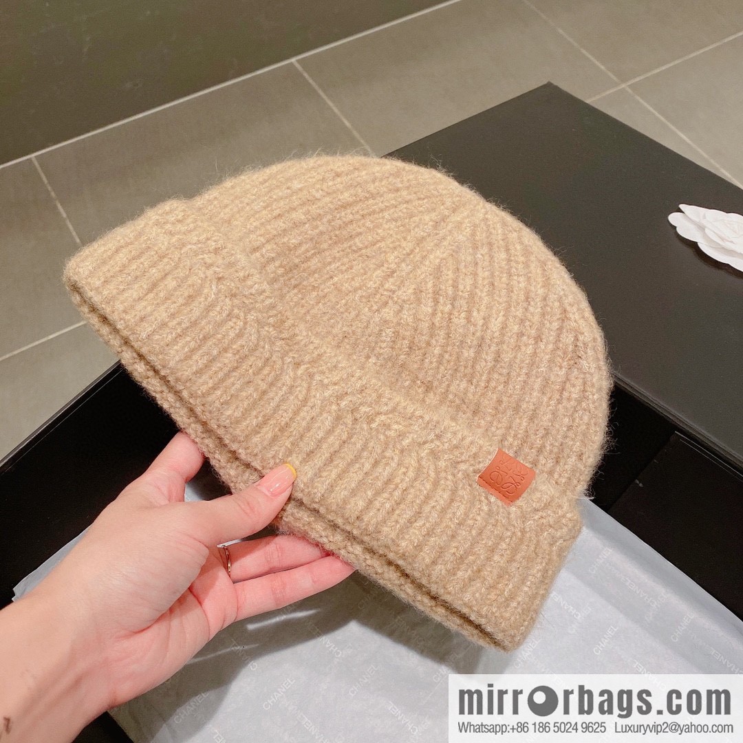 LOEWE Luo Yiwei 2022 autumn and winter new wool hat