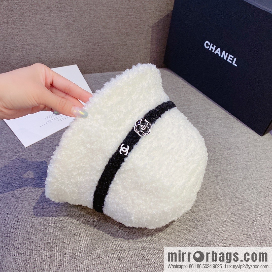 Chanel 2022 autumn and winter new lamb wool bucket hat