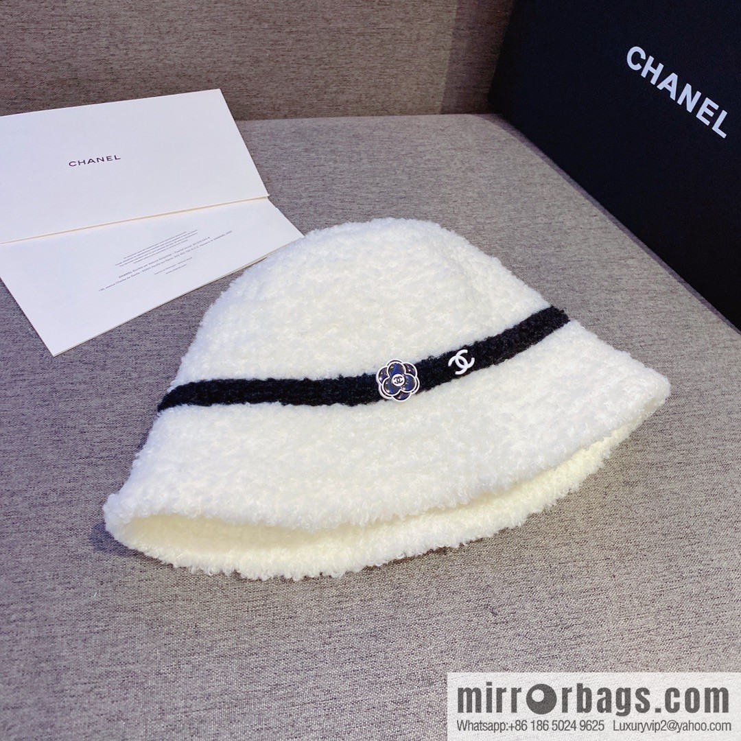 Chanel 2022 autumn and winter new lamb wool bucket hat