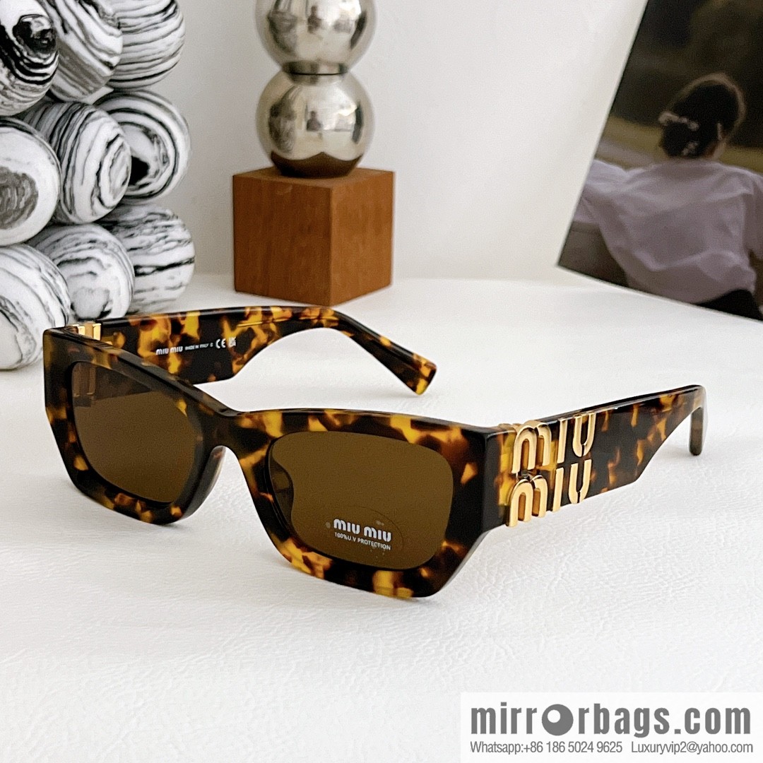 MIUMIU Miao Miao high-end big logo women's sunglasses