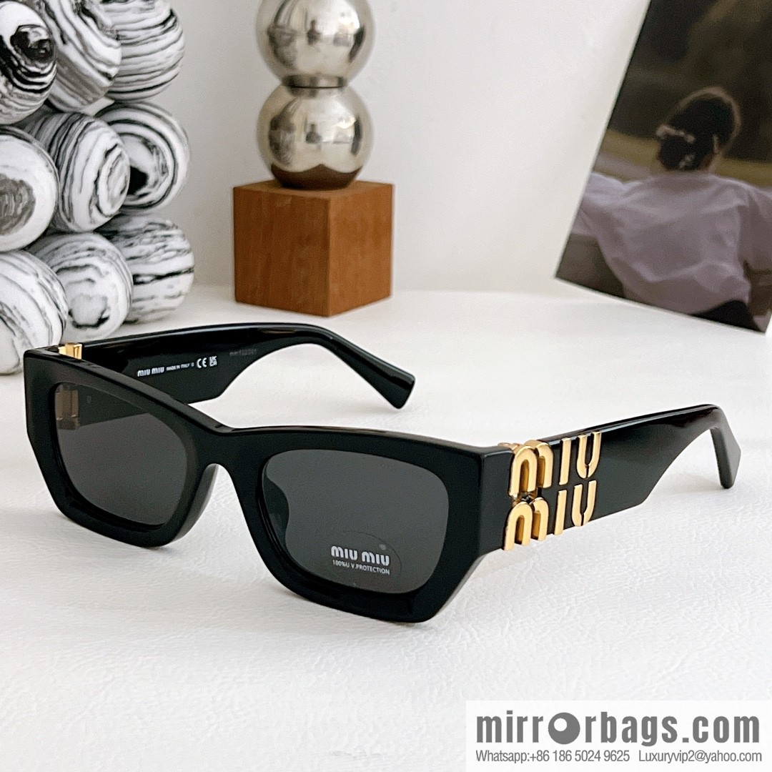 MIUMIU Miao Miao high-end big logo women's sunglasses