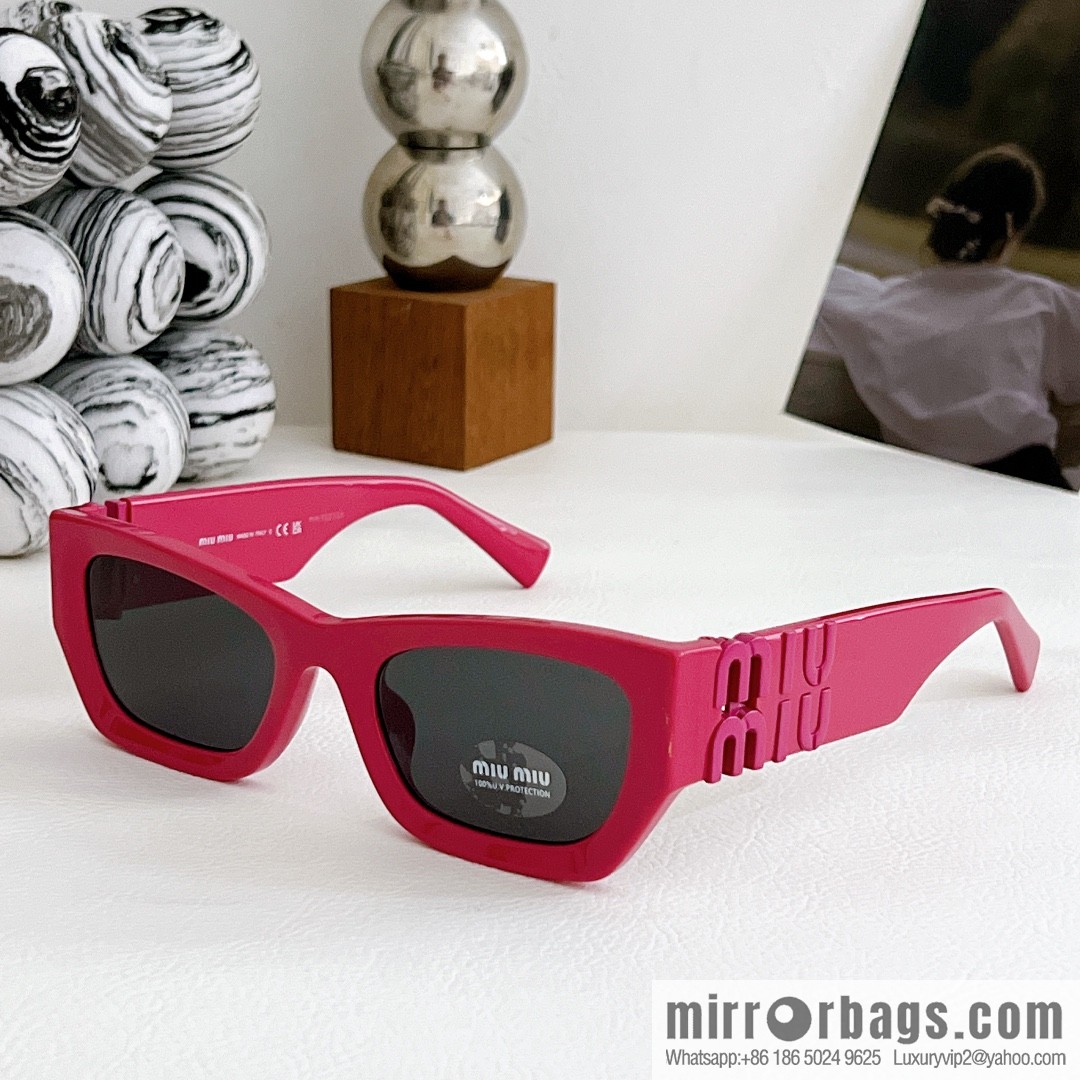 MIUMIU Miao Miao high-end big logo women's sunglasses
