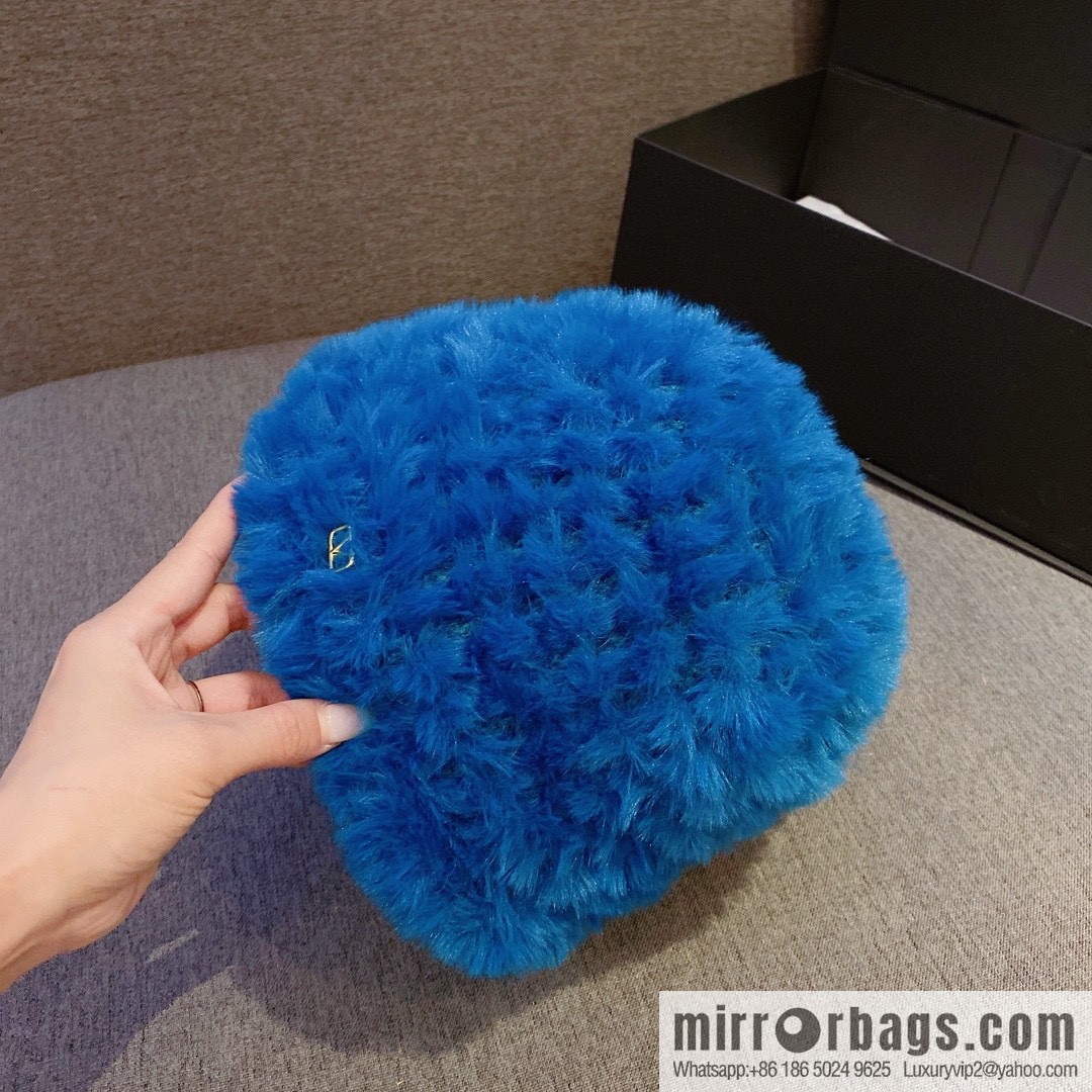 VALENTNNO rabbit fur bucket hat
