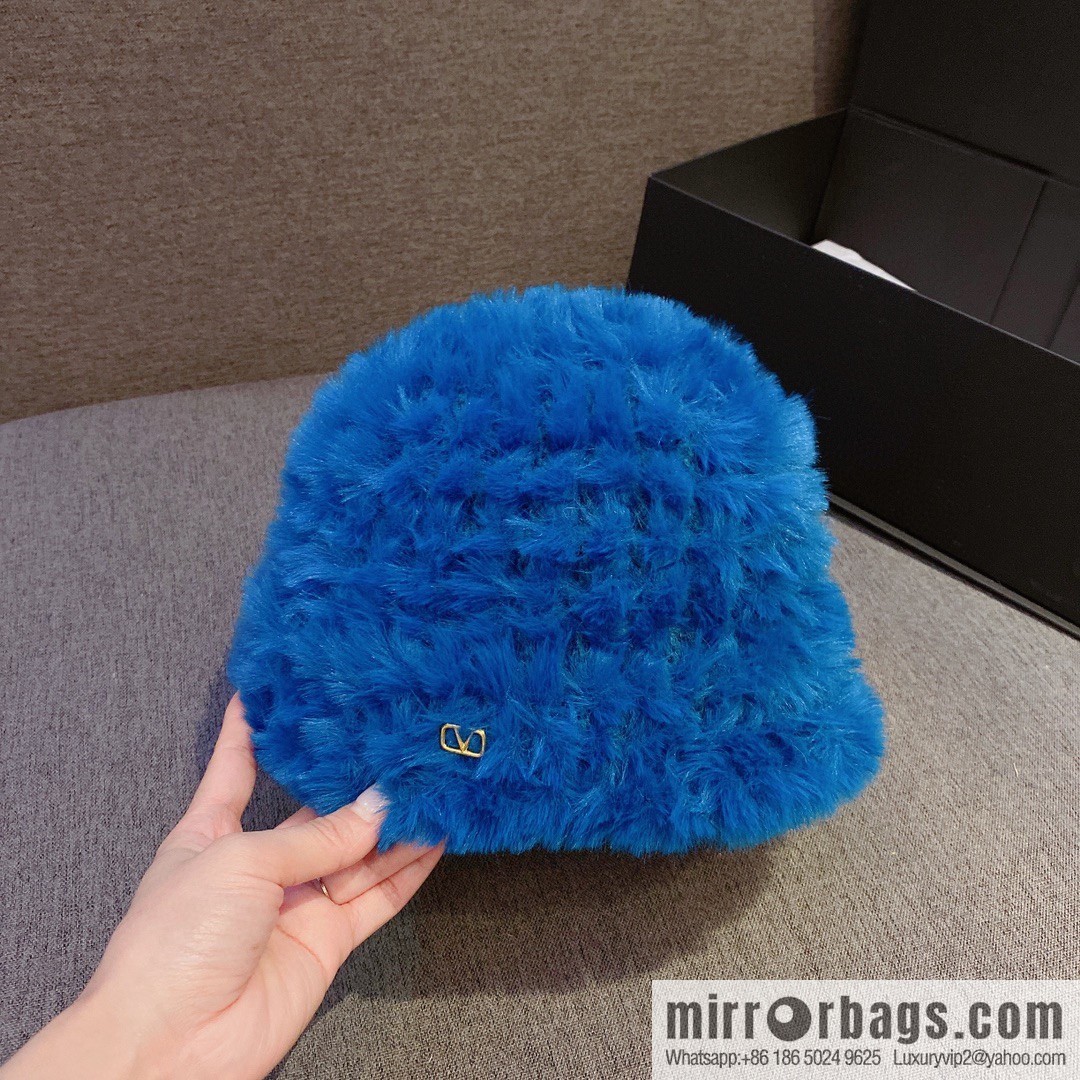 VALENTNNO rabbit fur bucket hat