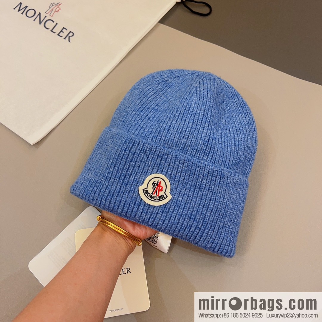 Moncler Color Unisex Knitted Hat