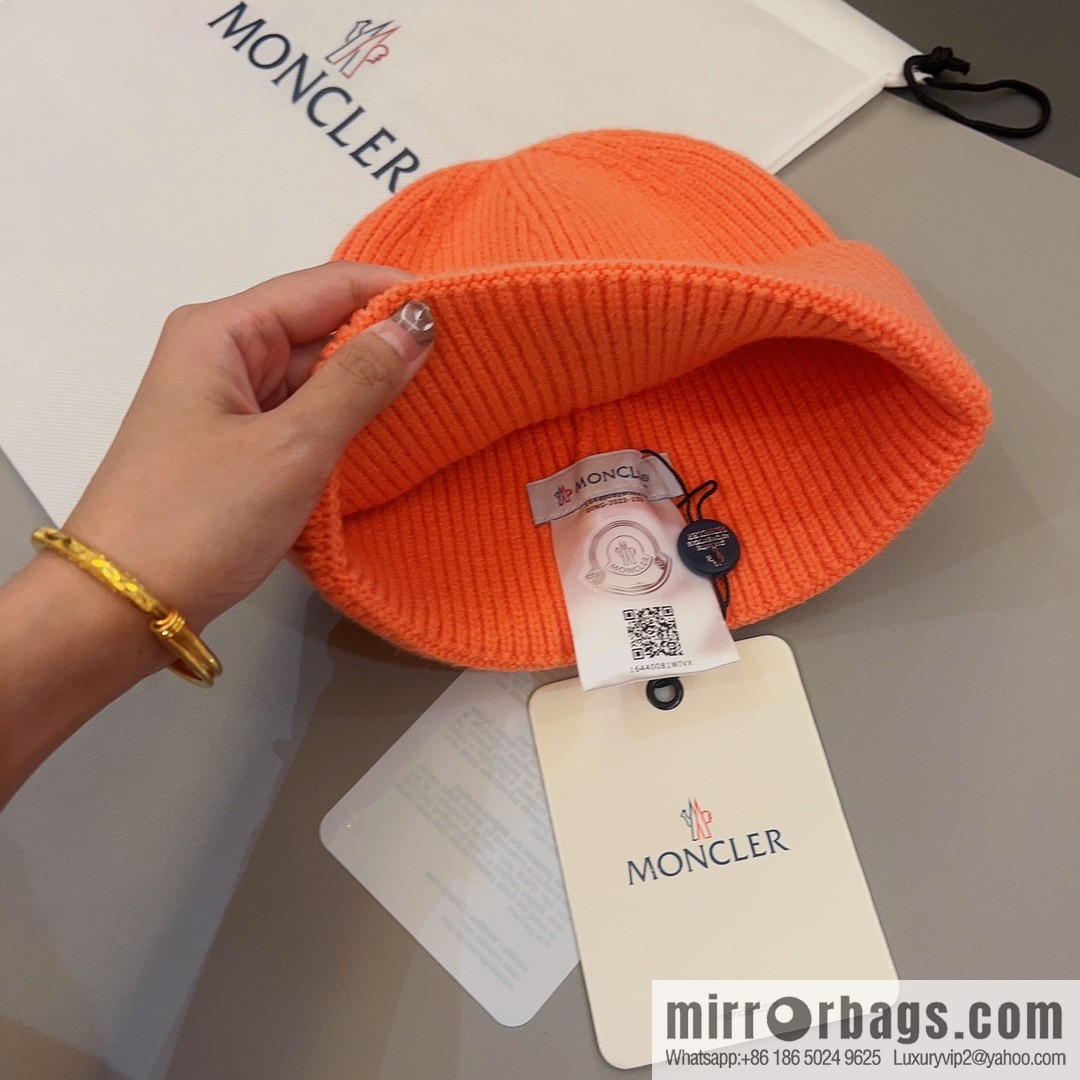 Moncler Color Unisex Knitted Hat