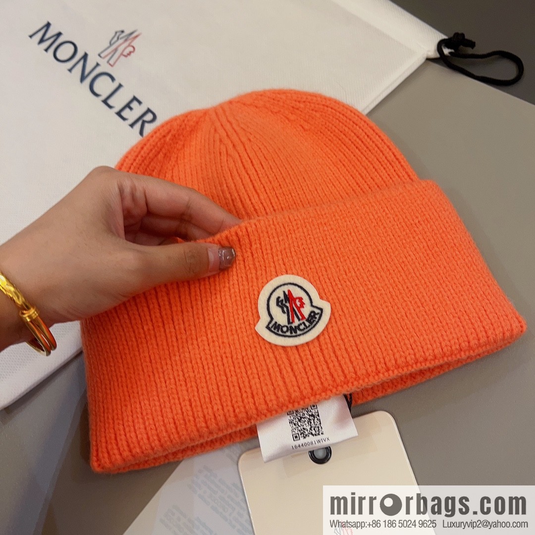 Moncler Color Unisex Knitted Hat