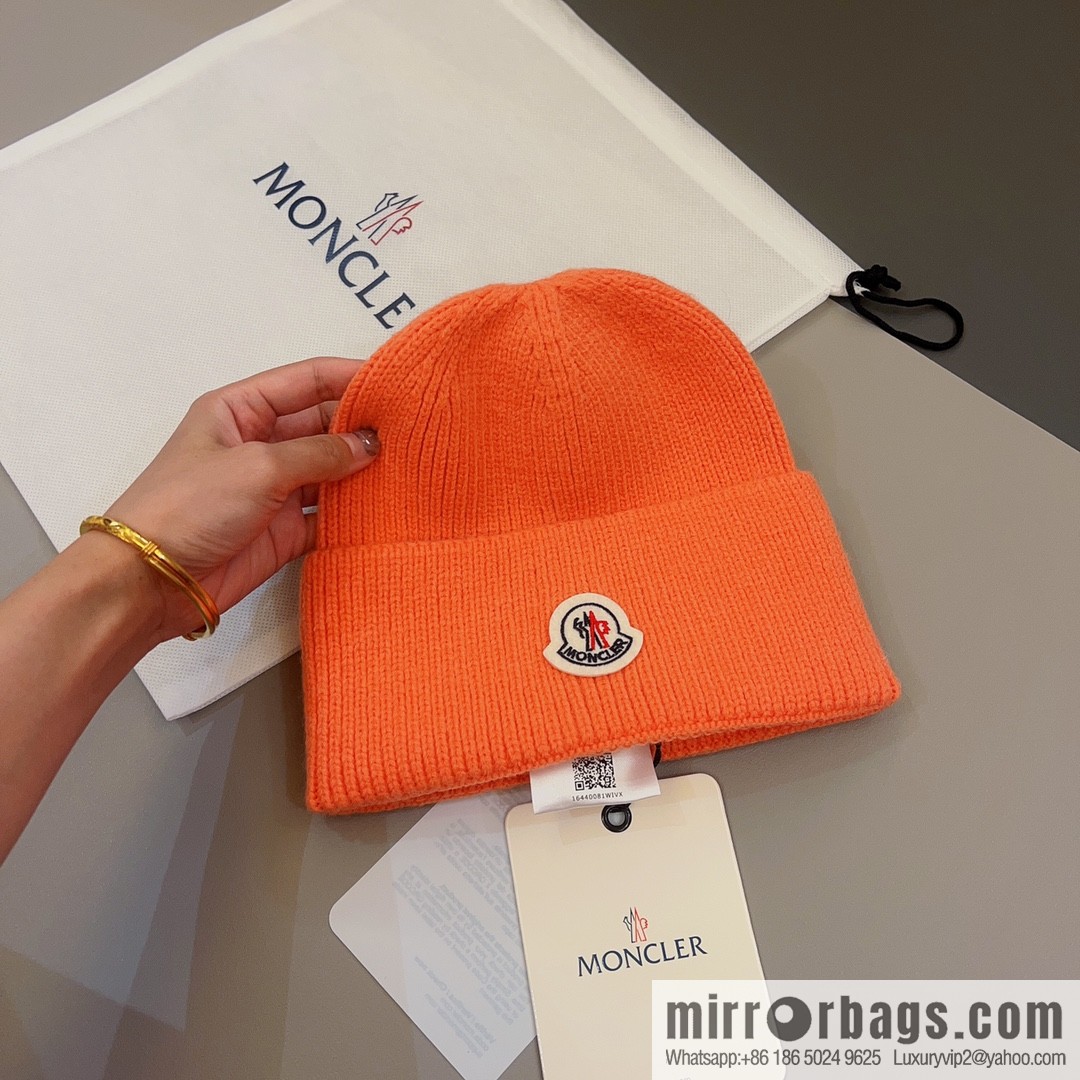 Moncler Color Unisex Knitted Hat
