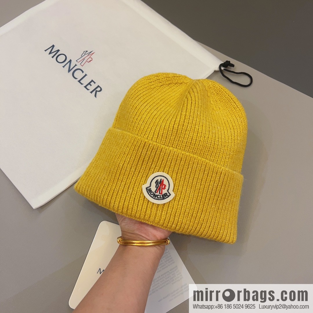 Moncler Color Unisex Knitted Hat