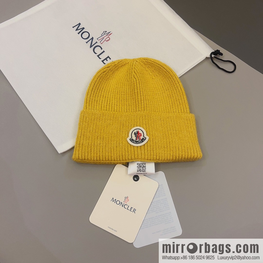 Moncler Color Unisex Knitted Hat