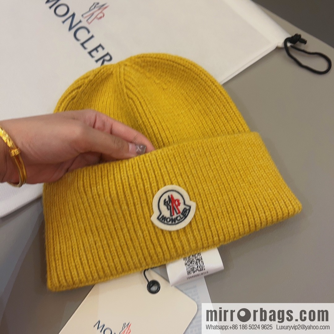 Moncler Color Unisex Knitted Hat