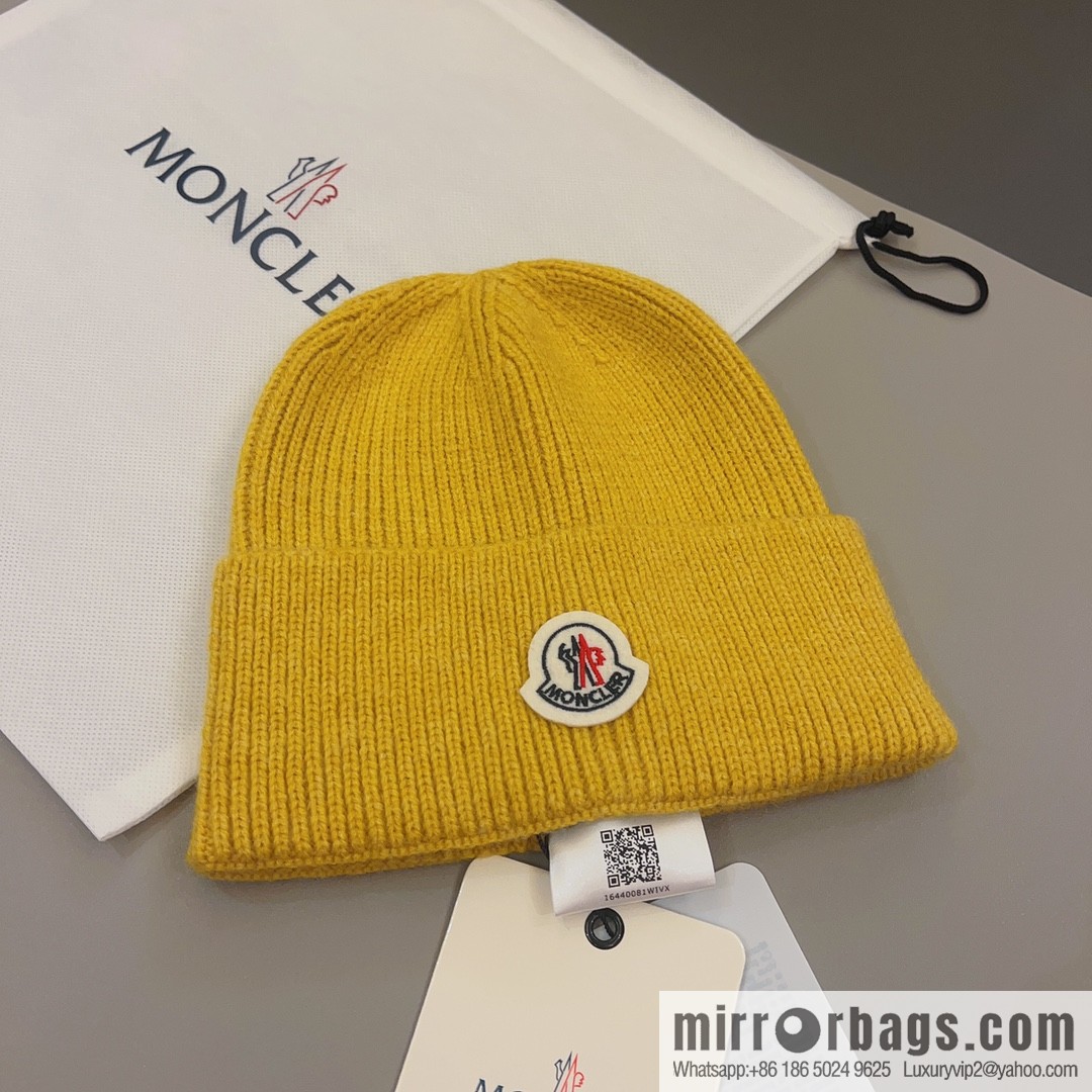 Moncler Color Unisex Knitted Hat