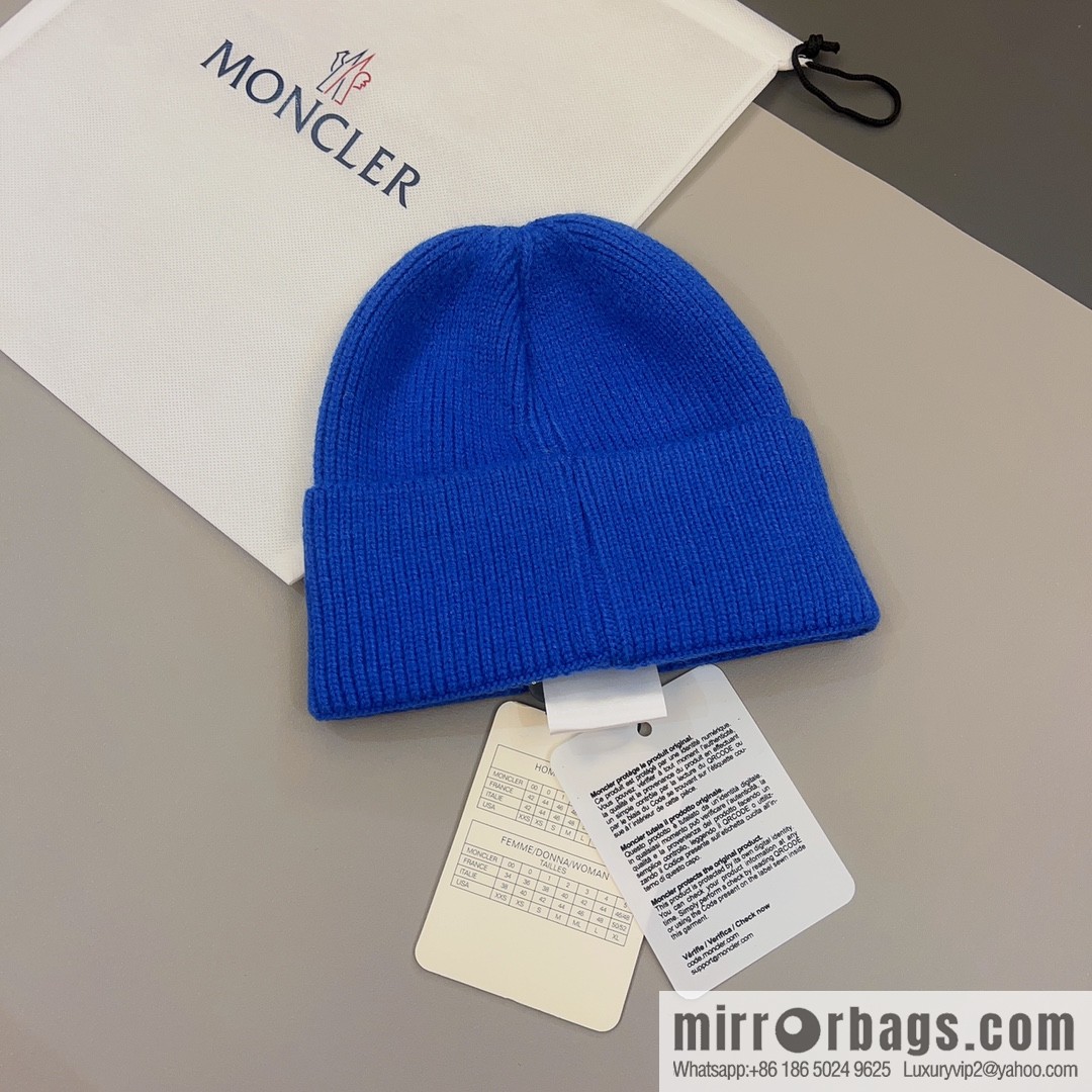 Moncler Color Unisex Knitted Hat