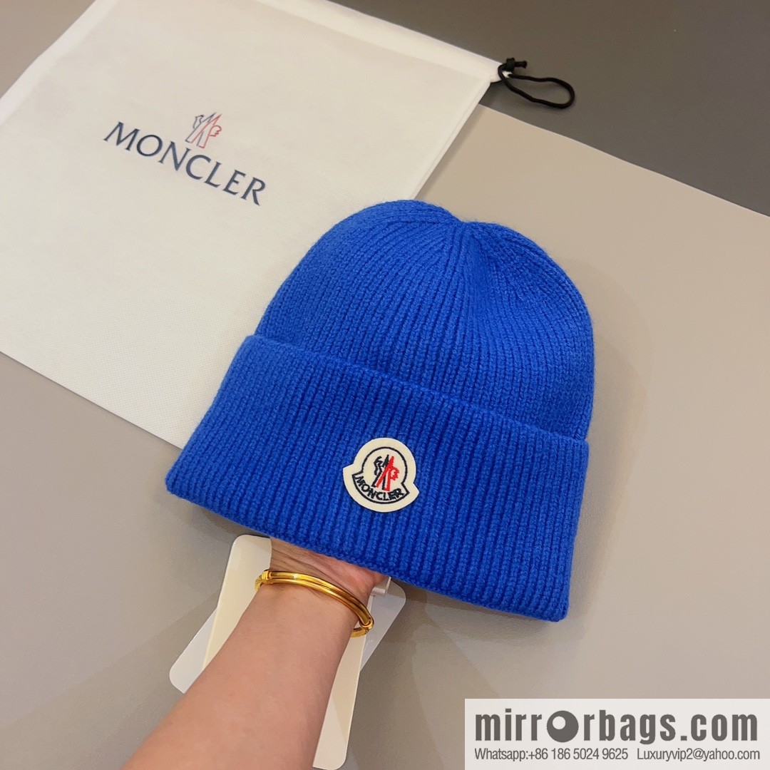 Moncler Color Unisex Knitted Hat