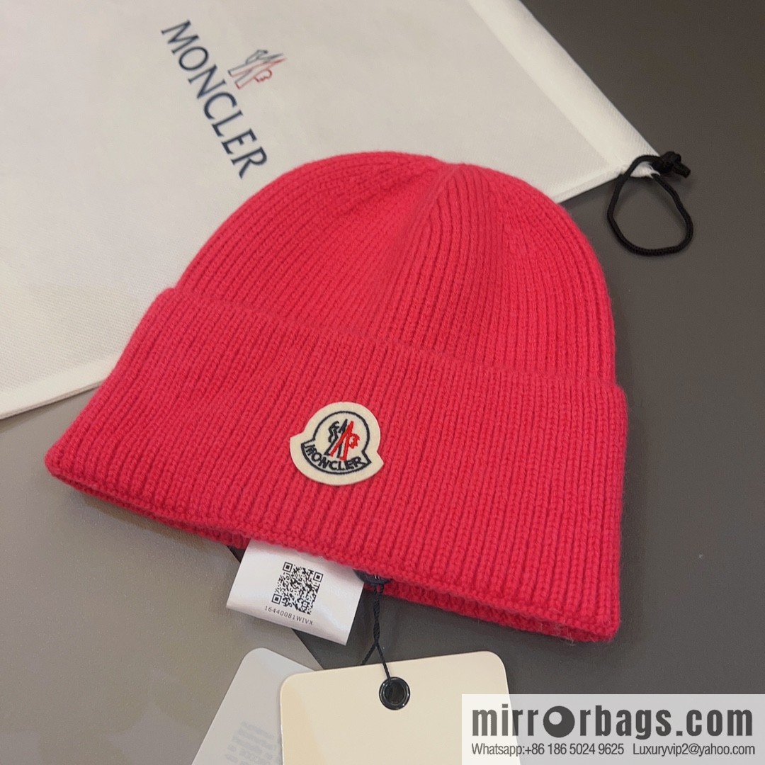 Moncler Color Unisex Knitted Hat