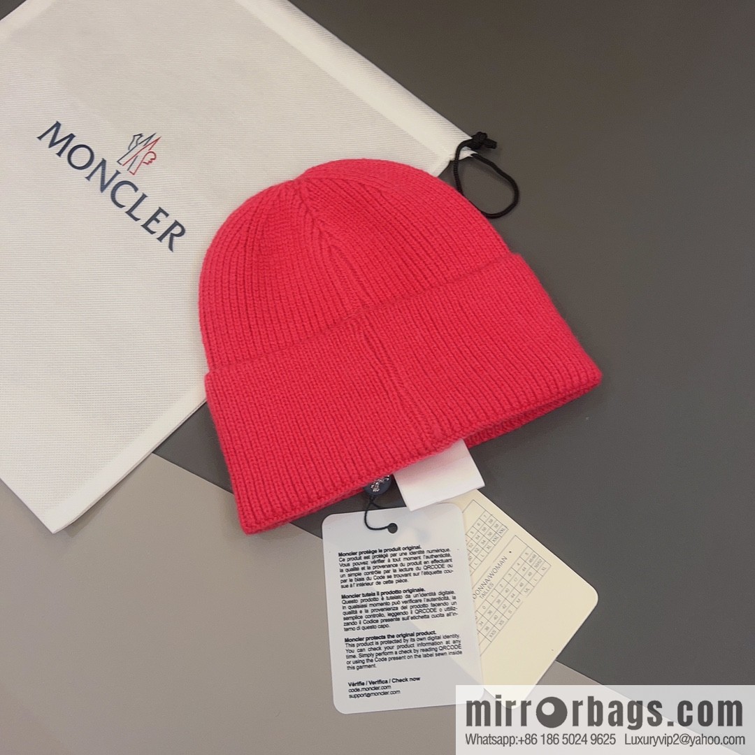 Moncler Color Unisex Knitted Hat