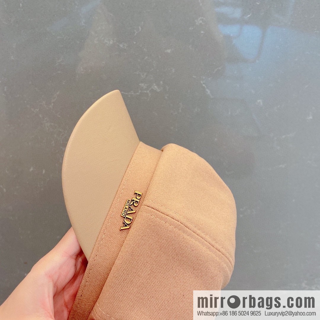 PRADA Prada 2022 autumn and winter new duck tongue pumpkin hat