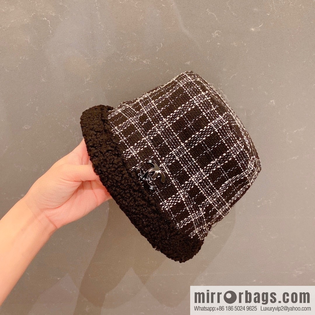 Chanel 2022 autumn and winter new plaid bucket hat