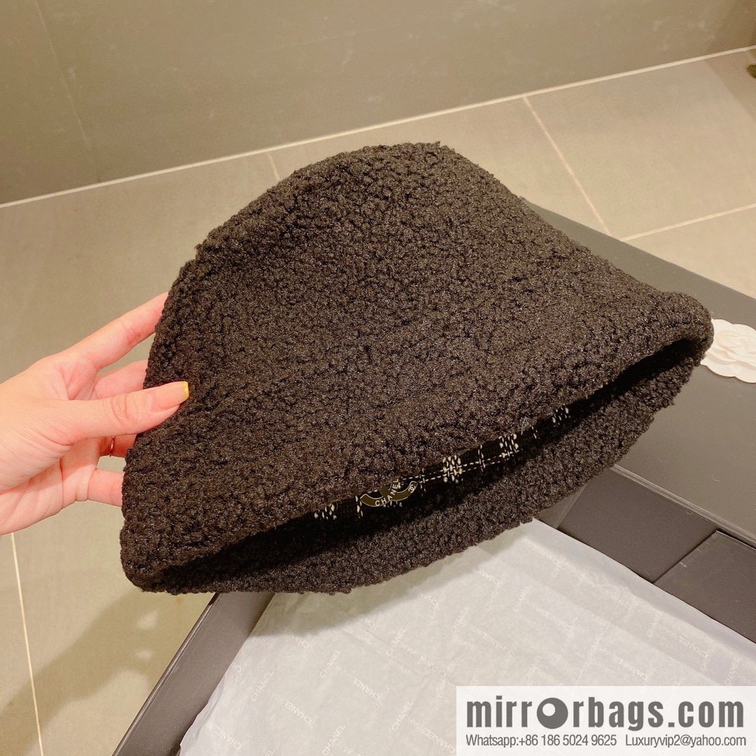 Chanel 2022 autumn and winter new plaid bucket hat
