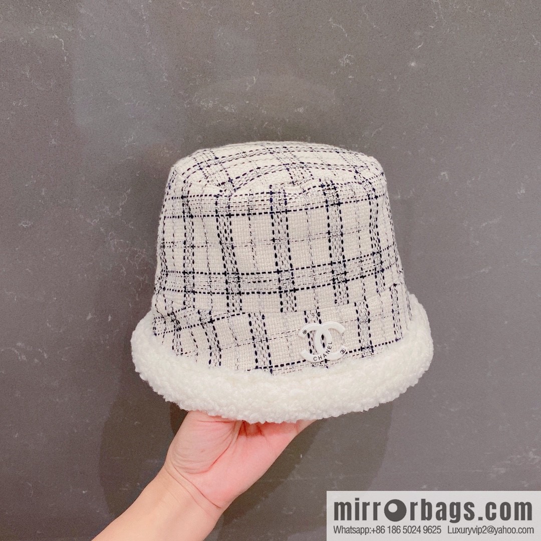 Chanel 2022 autumn and winter new plaid bucket hat