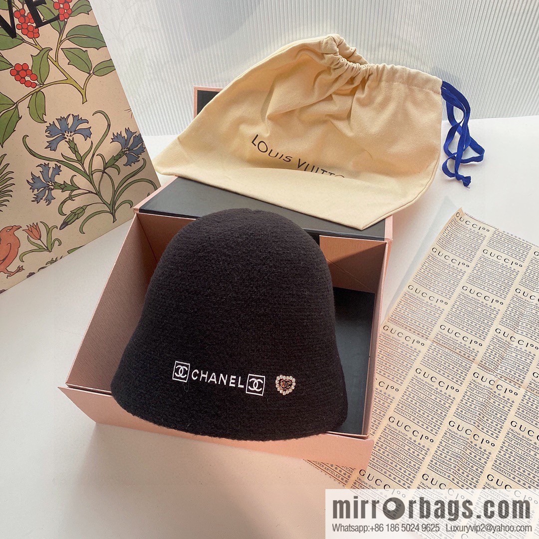 Chanel 2022 autumn and winter new wool bucket hat