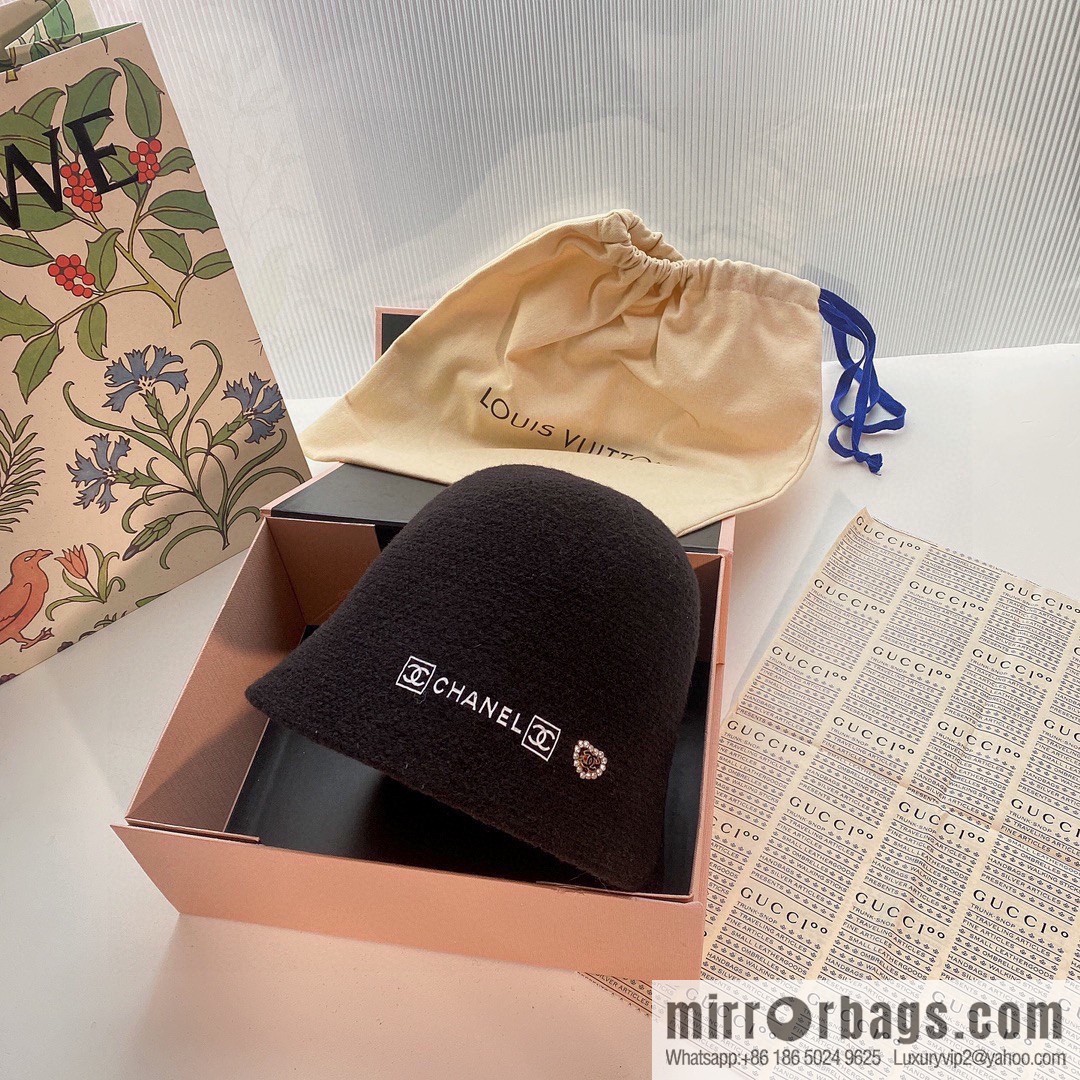 Chanel 2022 autumn and winter new wool bucket hat