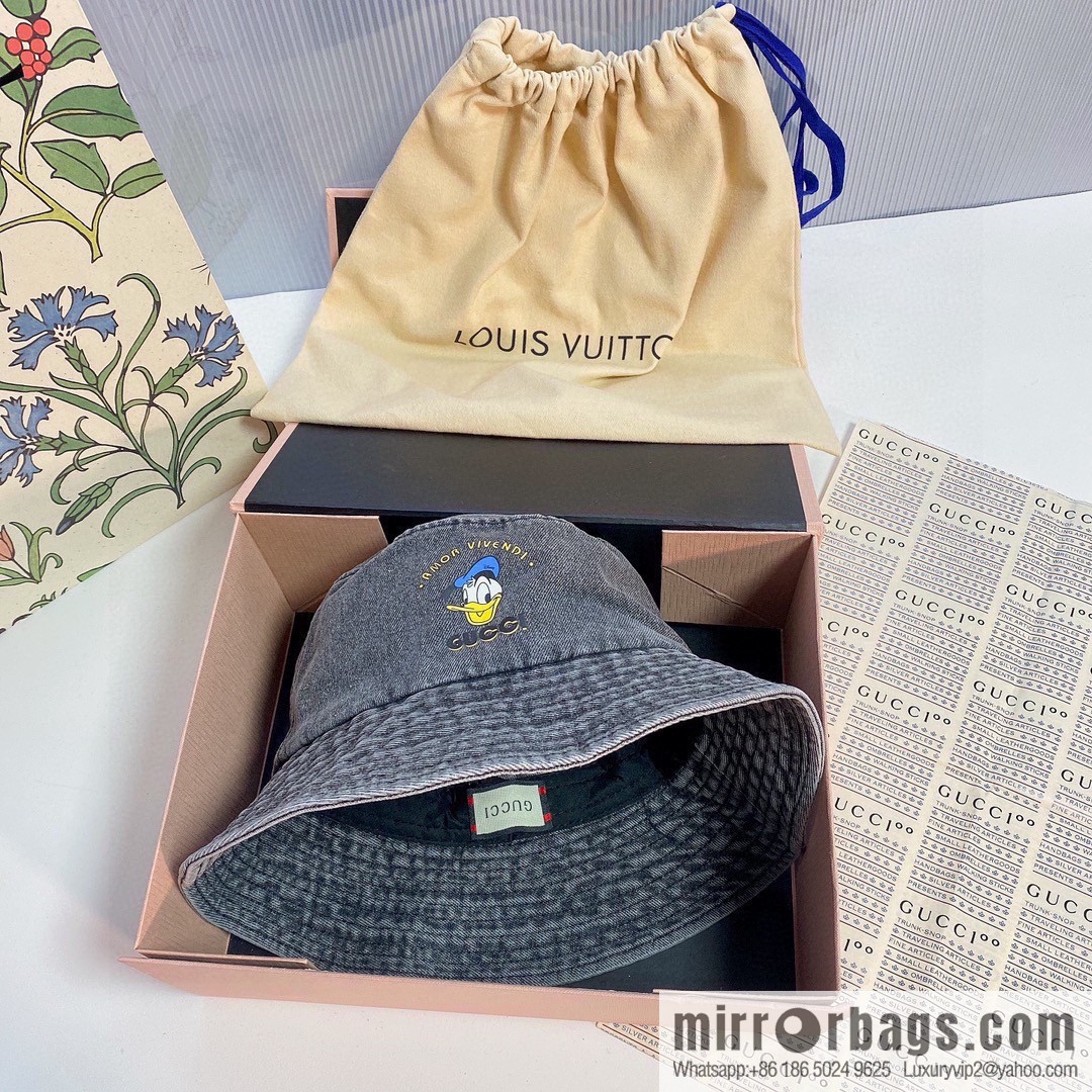 Chanel 2022 autumn and winter new wool bucket hat