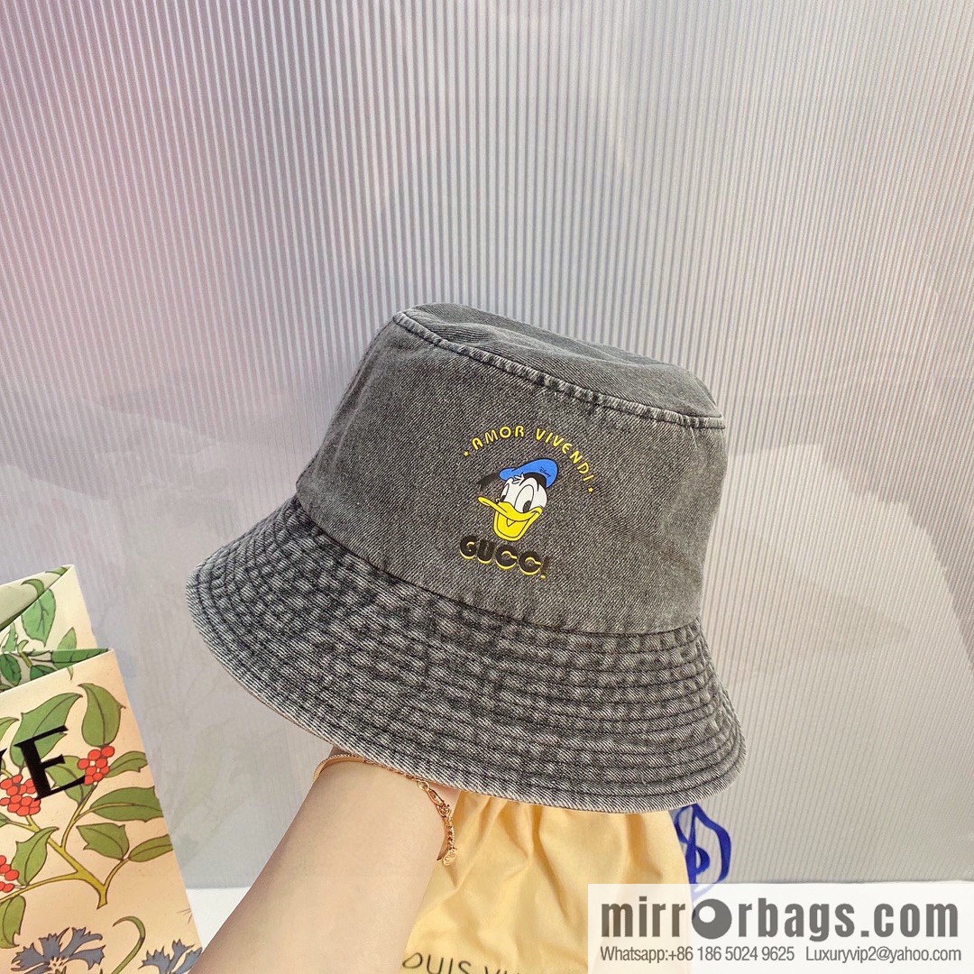 Chanel 2022 autumn and winter new wool bucket hat