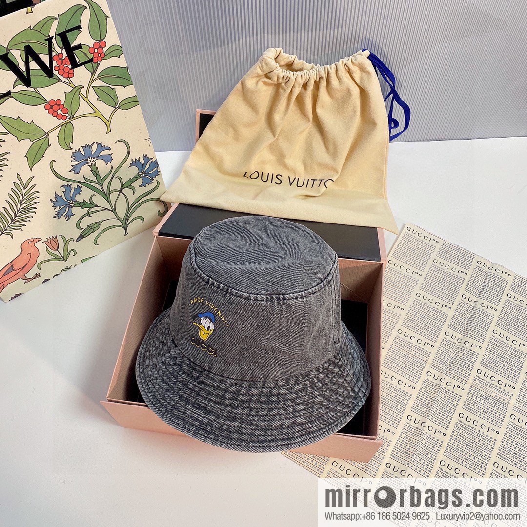 Chanel 2022 autumn and winter new wool bucket hat