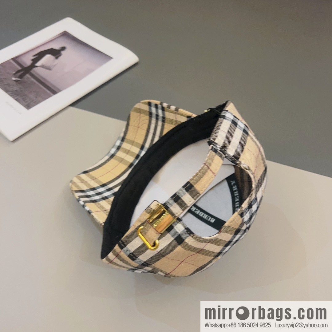 Burberry unisex checked baseball cap