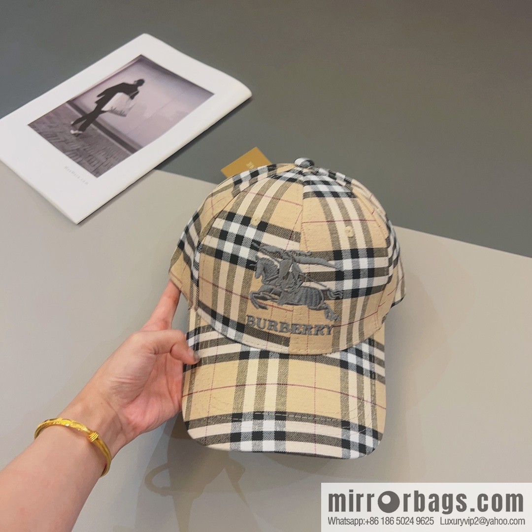 Burberry unisex checked baseball cap