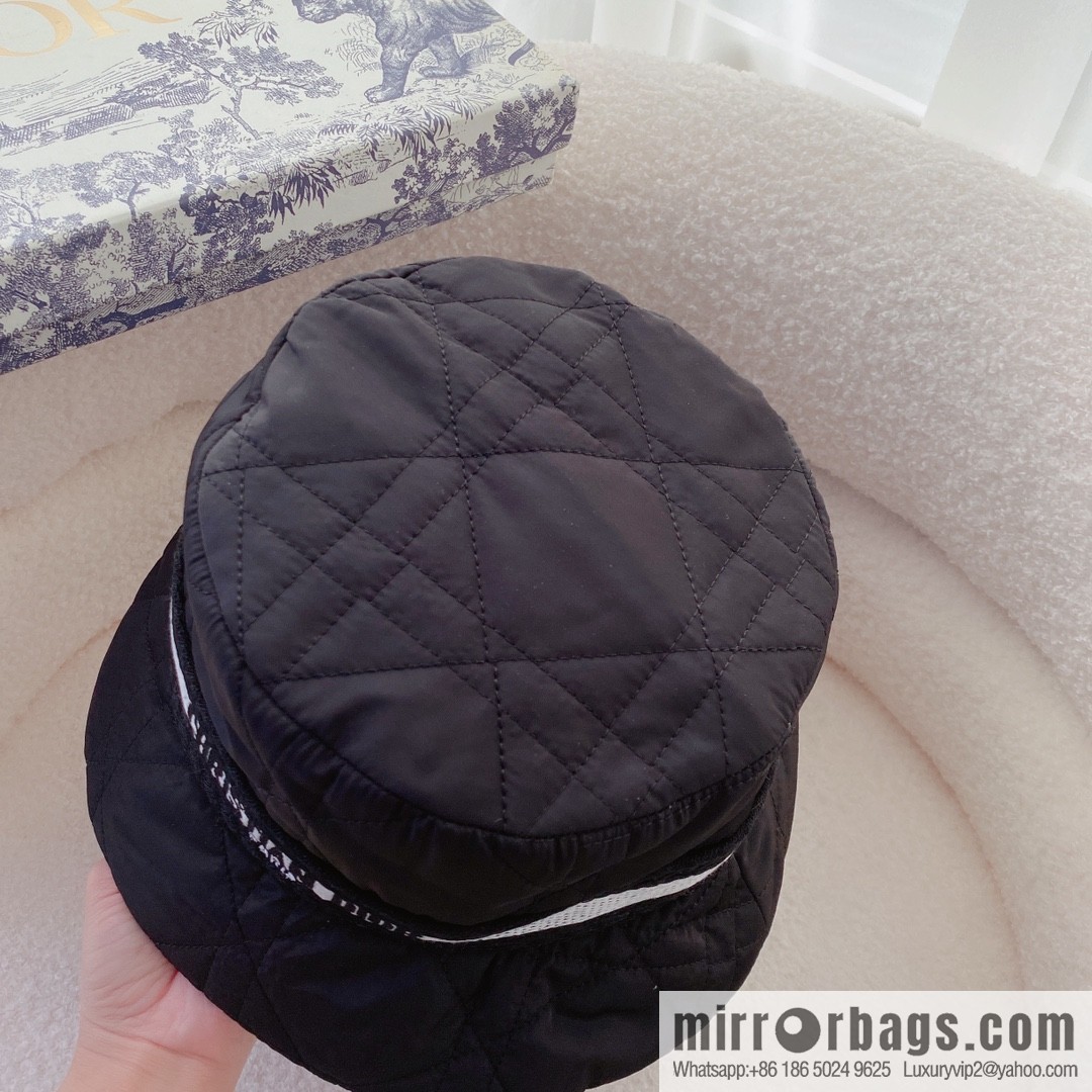 Dior 22 years old new diamond bucket hat