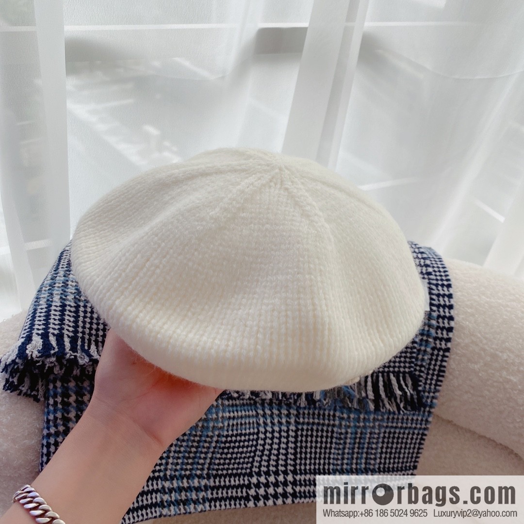 Gucci Gucci 22 years old new knitted beret