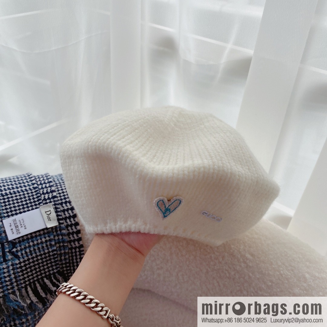 Gucci Gucci 22 years old new knitted beret