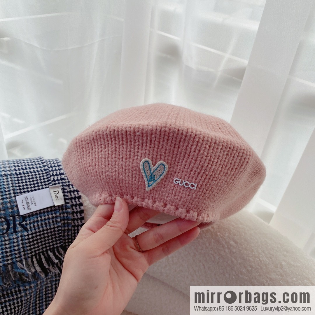Gucci Gucci 22 years old new knitted beret