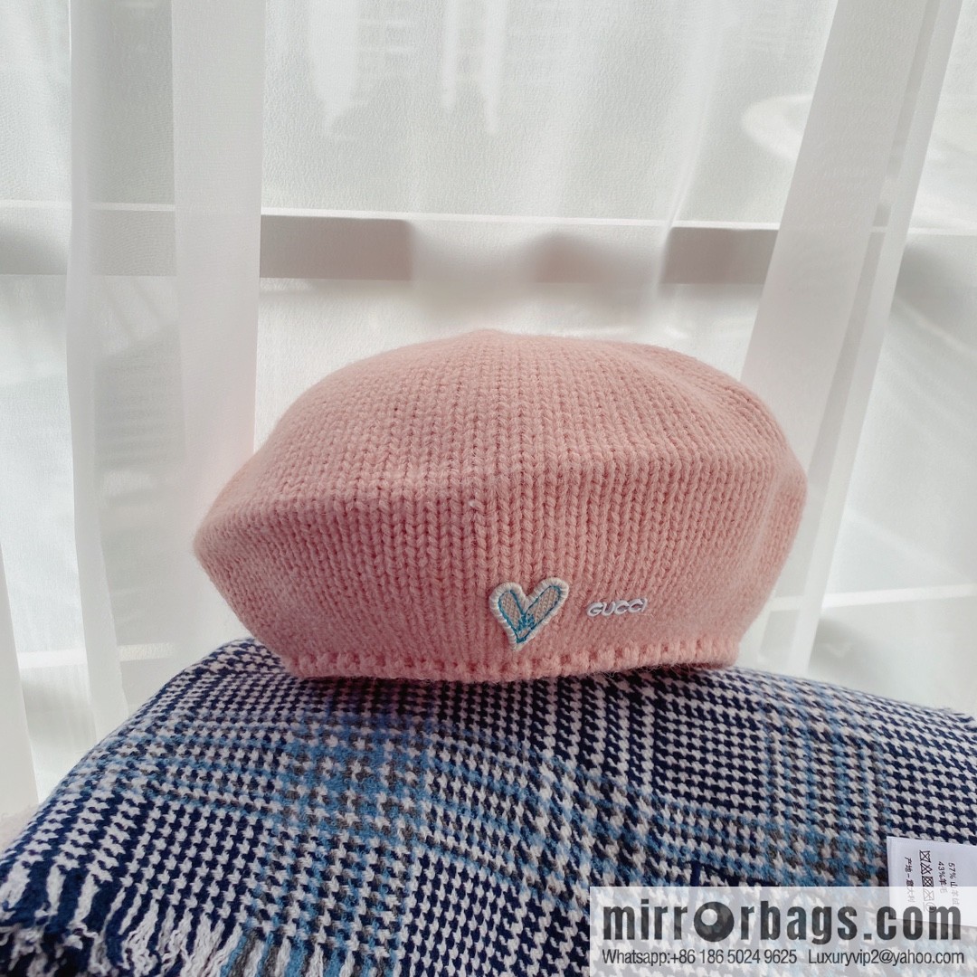 Gucci Gucci 22 years old new knitted beret