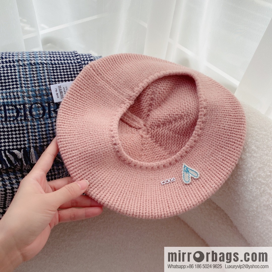 Gucci Gucci 22 years old new knitted beret