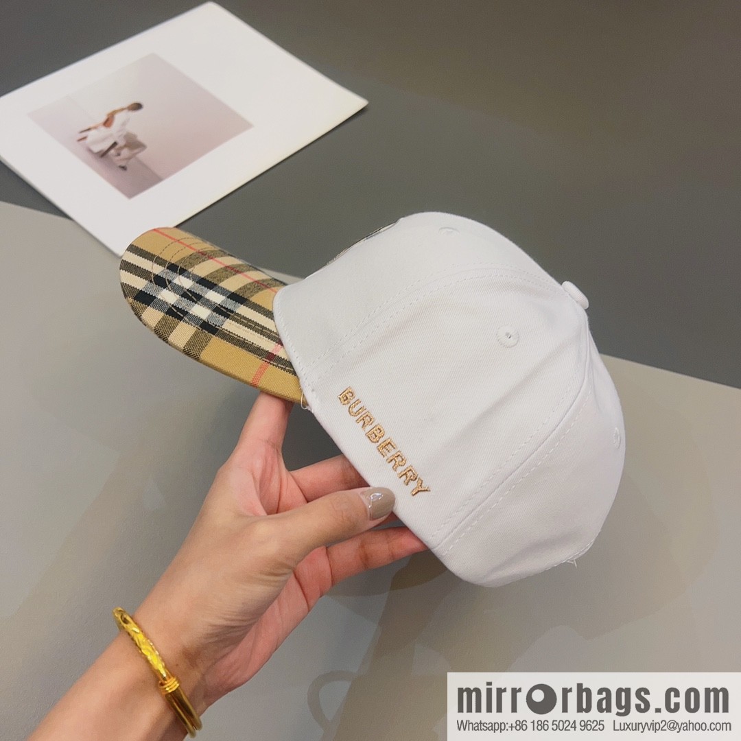 Burberry Classic Plaid Unisex Baseball Cap